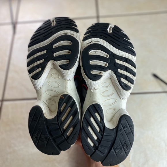 Youth Adidas EQT Gazelle J EE7532 Black and Energy
Size 6 - Picture 8 of 9